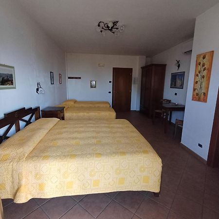 Agriturismo Le Viole Barolo Εξωτερικό φωτογραφία