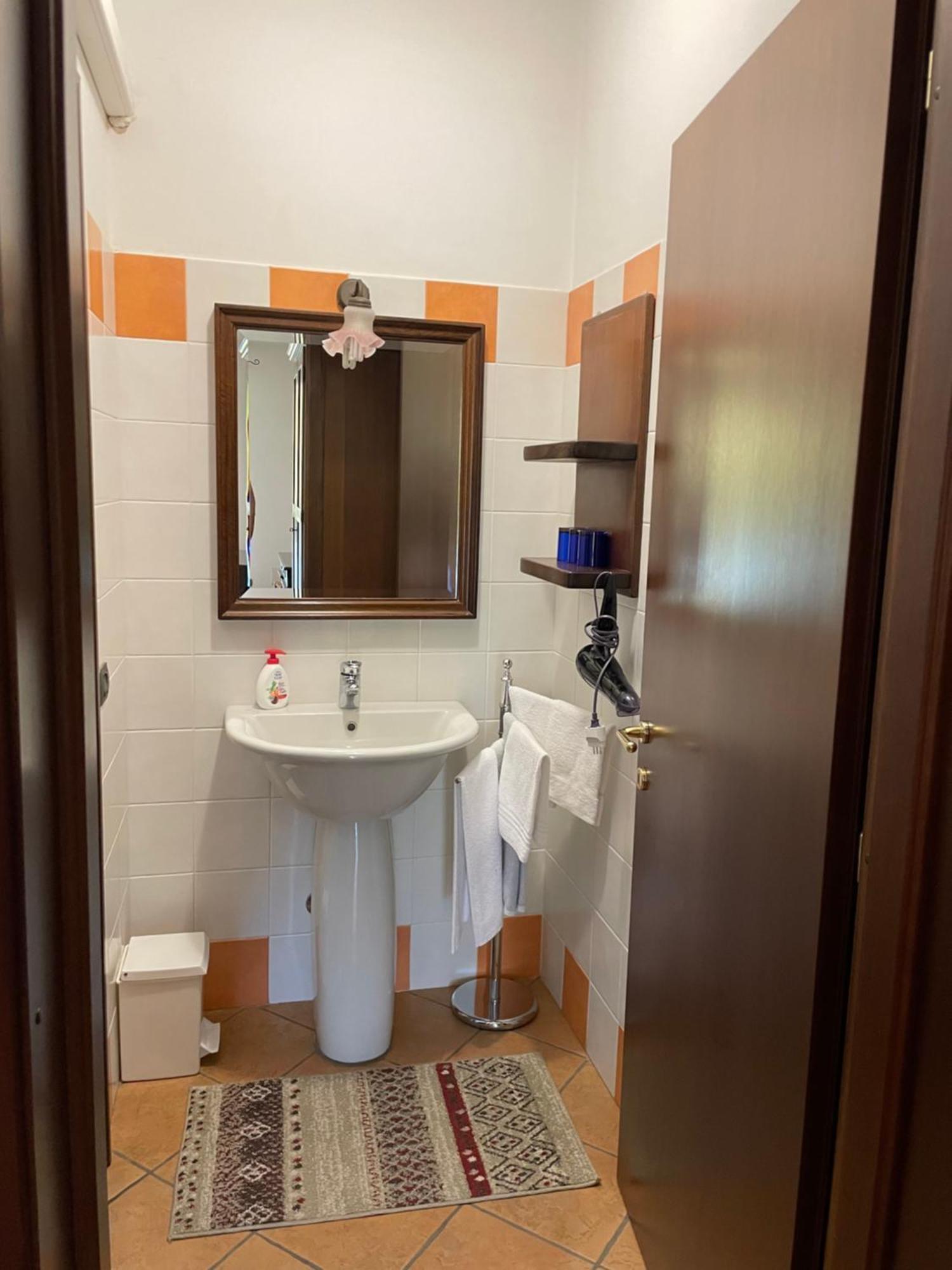 Agriturismo Le Viole Barolo Εξωτερικό φωτογραφία